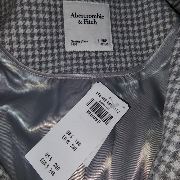💥Sale💥Abercrombie & Fitch Blazer NWT - Picture 3 of 8